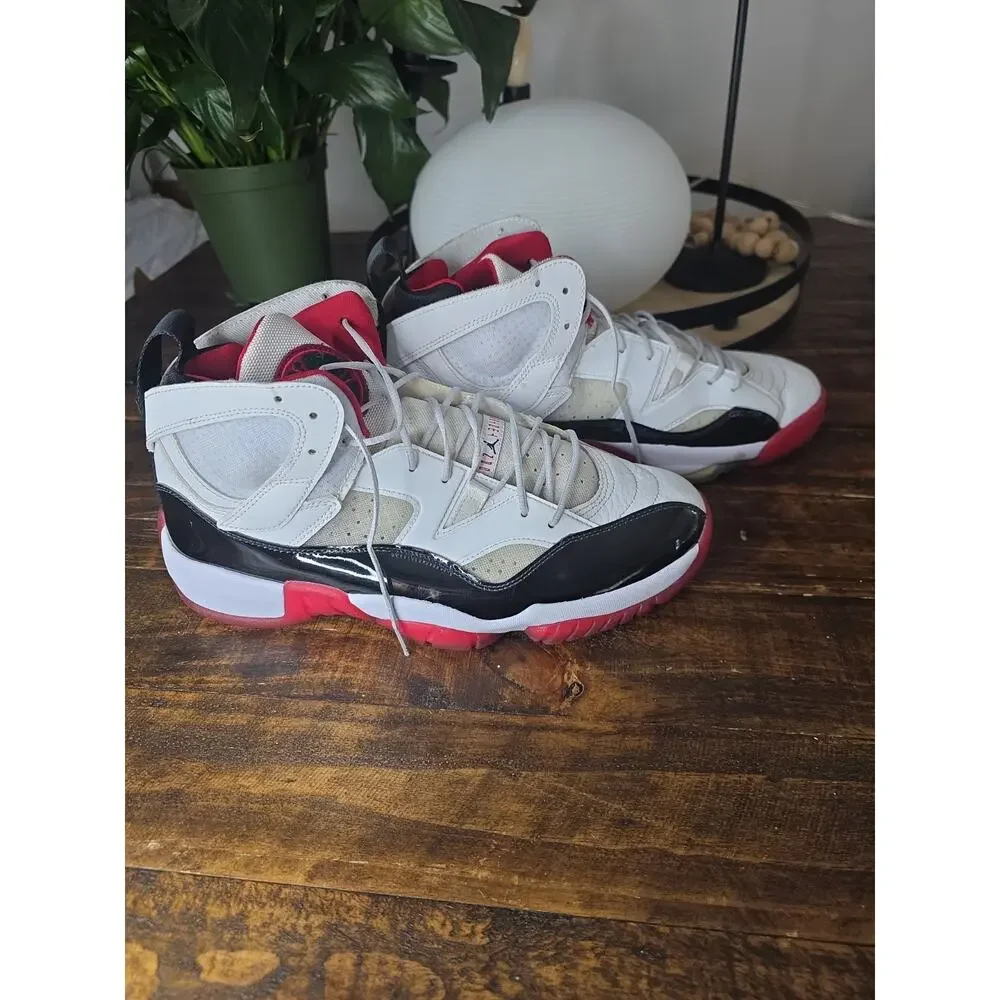 Jordan Jumpman Two Trey sneakers in a white, black, and gym red colorway Size 11
